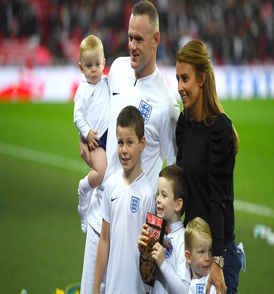 Coleen Rooney says she is not stupid for staying in marriage with football star, Rooney